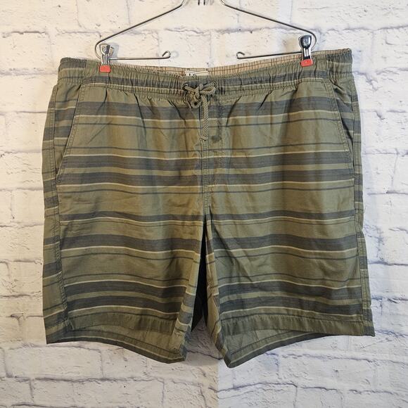 L.L. Bean Other - LL Bean Shorts Mens XXL Green Classic Fit Chino Dock 8" Inseam Drawstring Casual